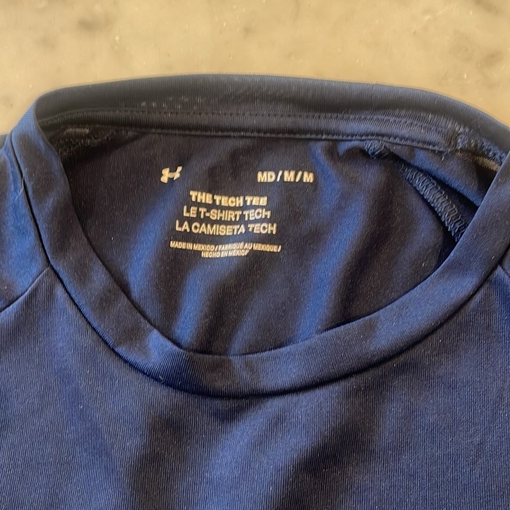 Navy under armor tech tee - Picture 3 of 3